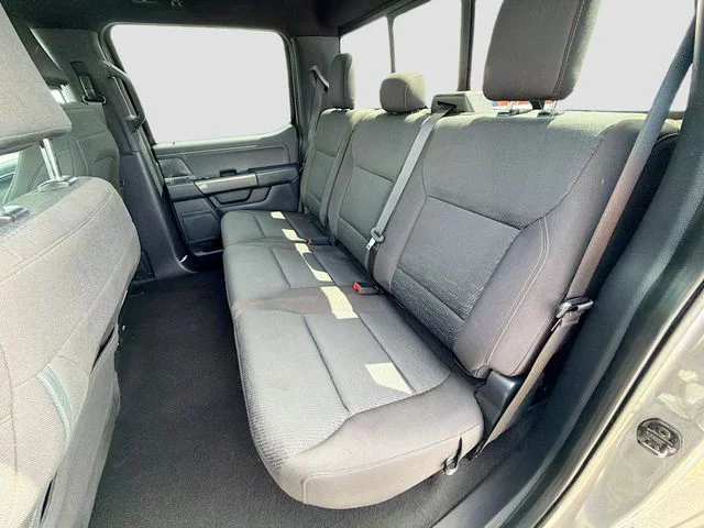 Used 2023 Gray Ford XLT image 25