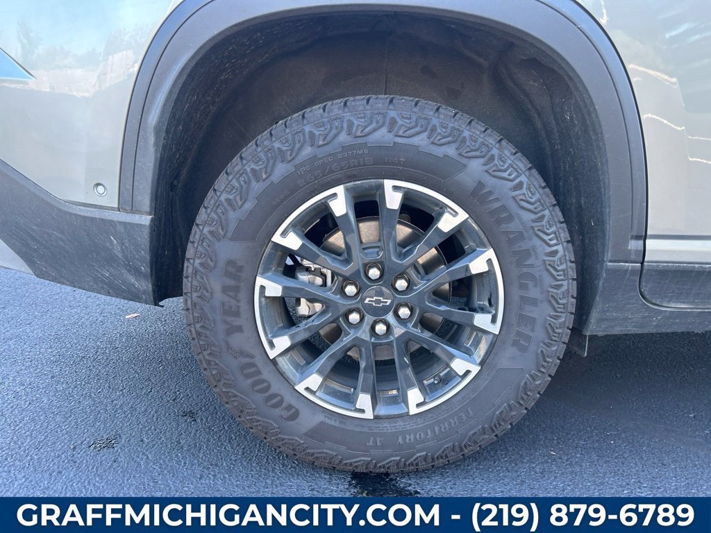Used 2026 Sterling Gray Metallic Chevrolet Z71 image 11