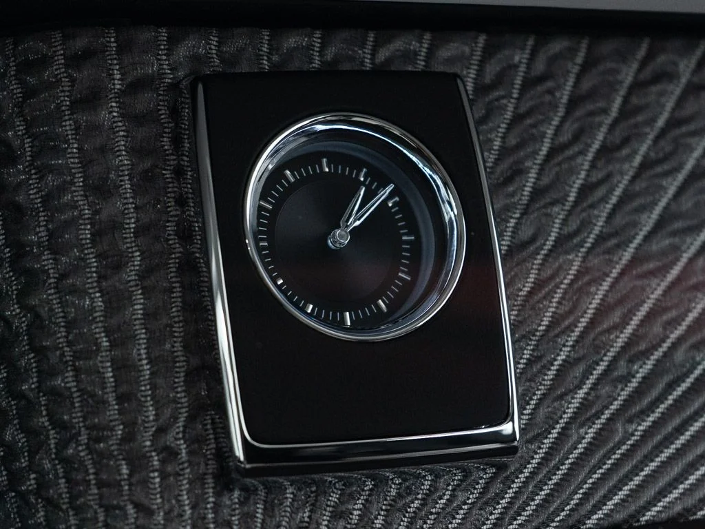 Certified Used 2023 Bespoke Crystal over Arctic White Rolls-Royce  image 48