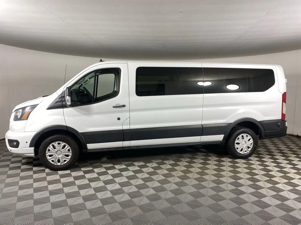 Used 2024 Oxford White Ford XLT image 6