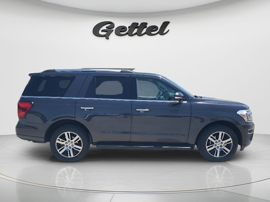 Used 2024 Gray Ford Limited image 9