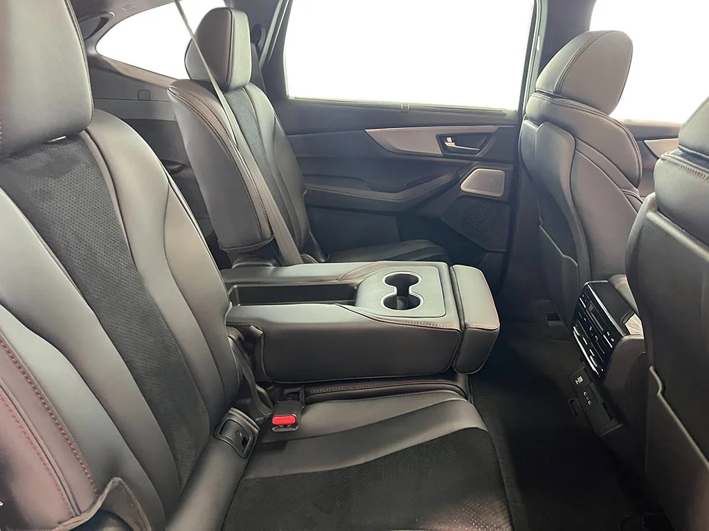 New 2026 Solar Silver Metallic Acura w/A-Spec Package image 31