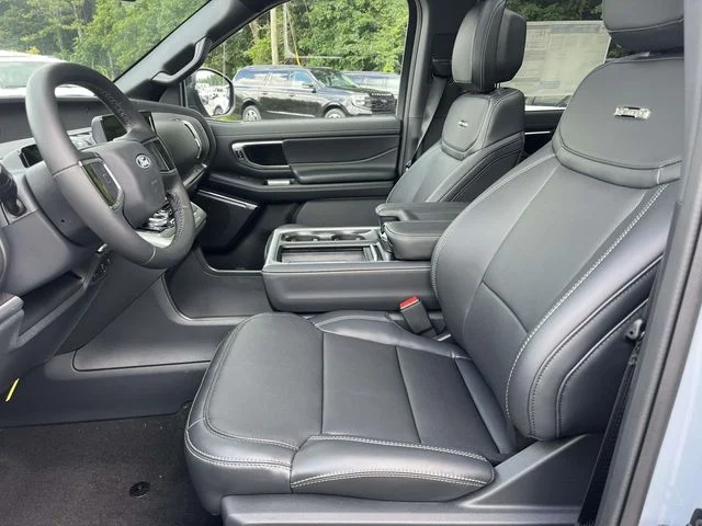 New 2027 Glacier Gray Metallic Tri-Coat Ford MAX Platinum image 11
