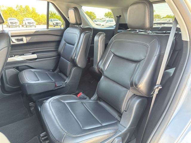 Used 2021 Silver Ford XLT image 22