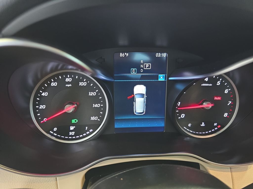 Used 2021  Mercedes-Benz GLC 300 image 21