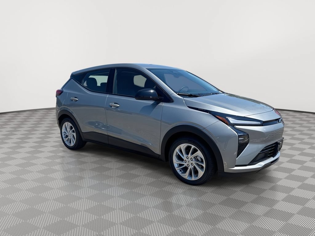 New 2027 Sterling Grey Metallic Chevrolet LT image 2