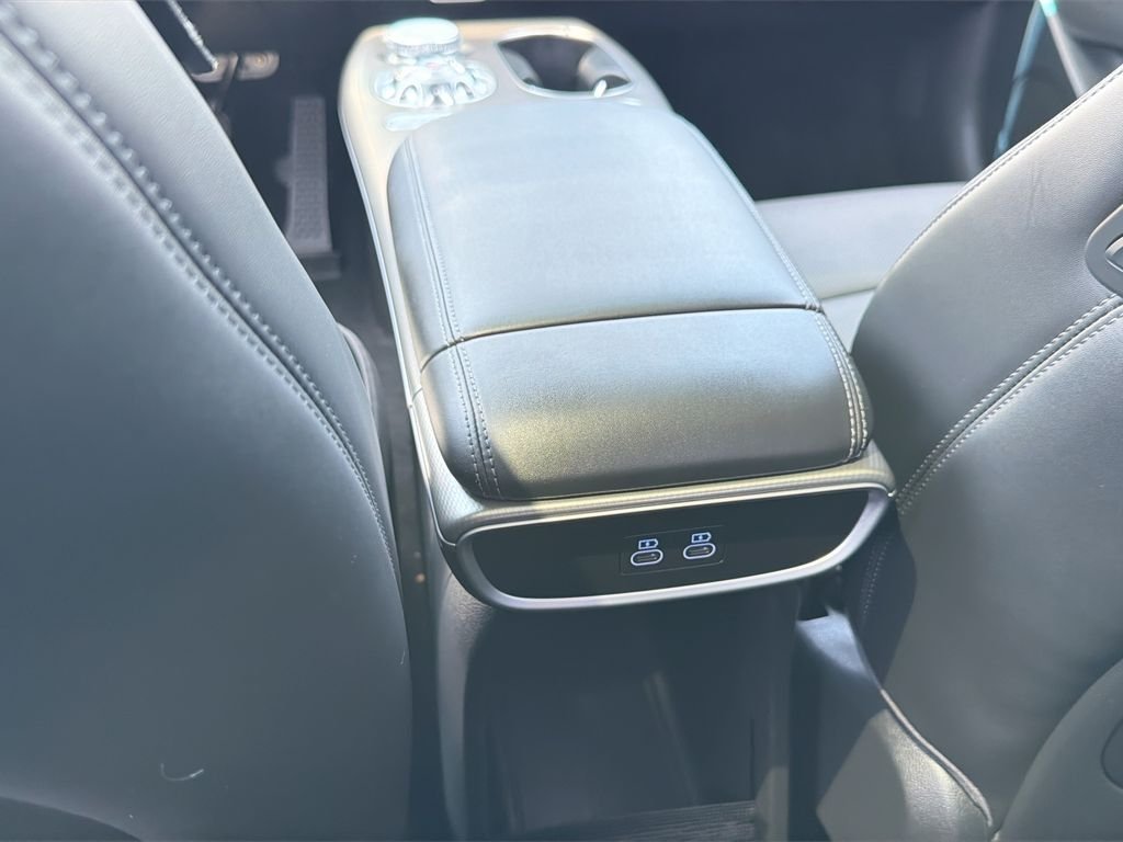 Certified Used 2025 Silver Genesis Standard image 23