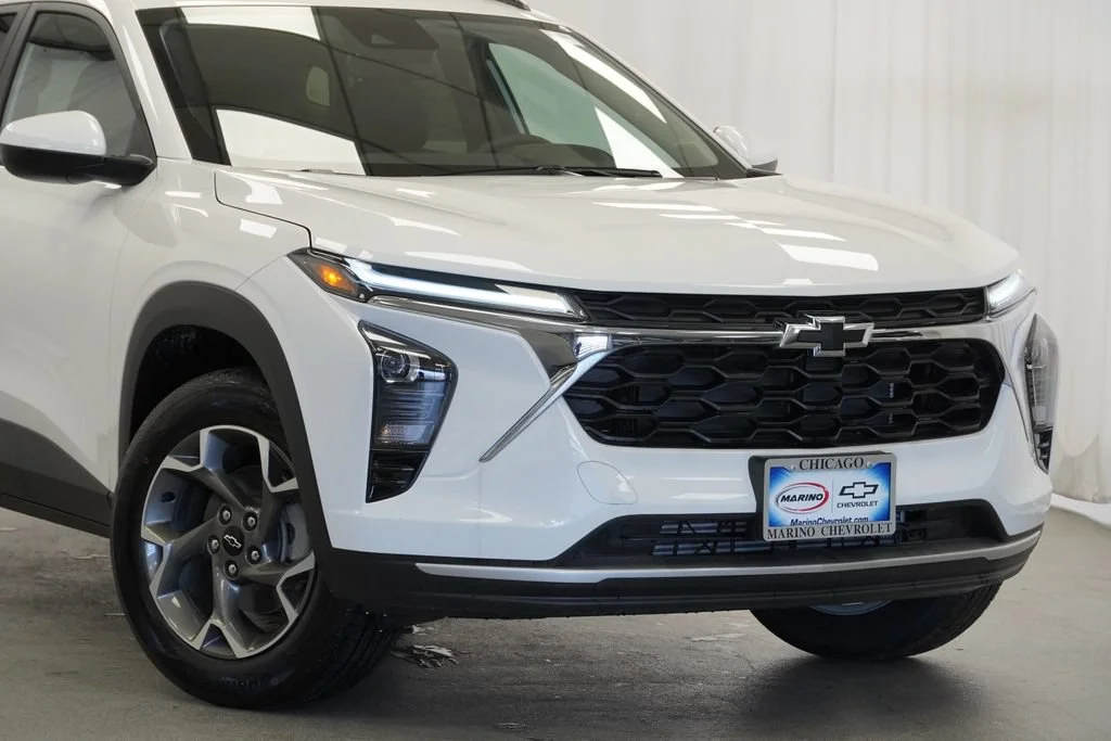 2026 Chevrolet Trax LT - Photo 8
