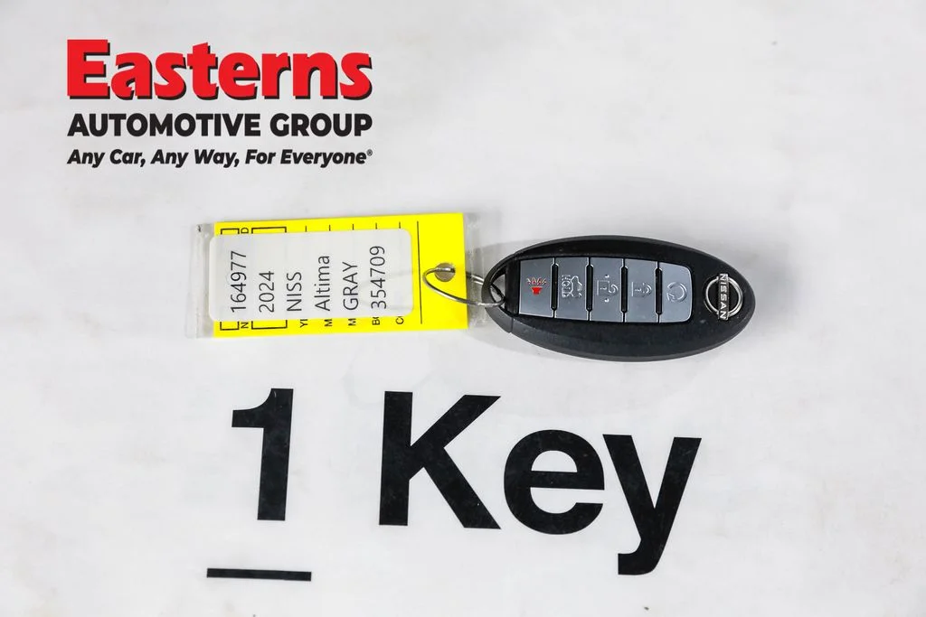 Used 2024 Gray Nissan 2.5 SV image 24
