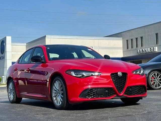 Used 2024 Red Alfa Romeo Sprint image 25