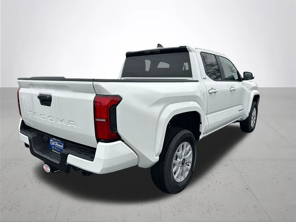 New 2026 Ice Cap Toyota SR5 image 7