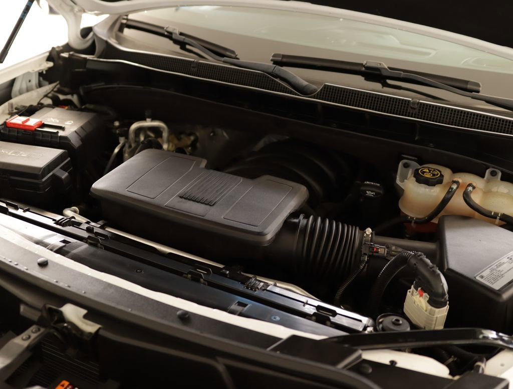 Used 2021 SUMMIT WHITE Chevrolet LT image 41