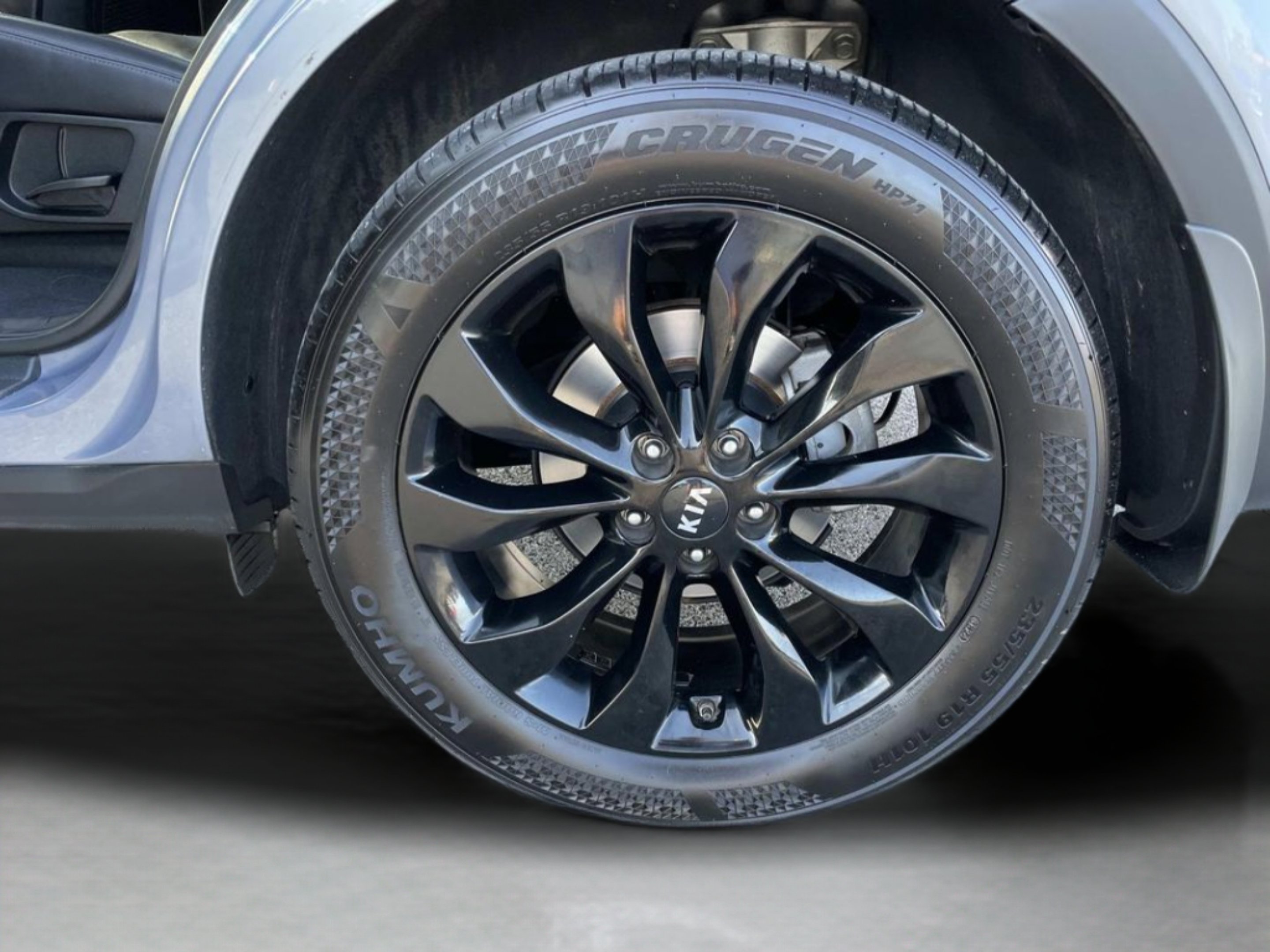 Used 2020 Silver Kia EX image 30