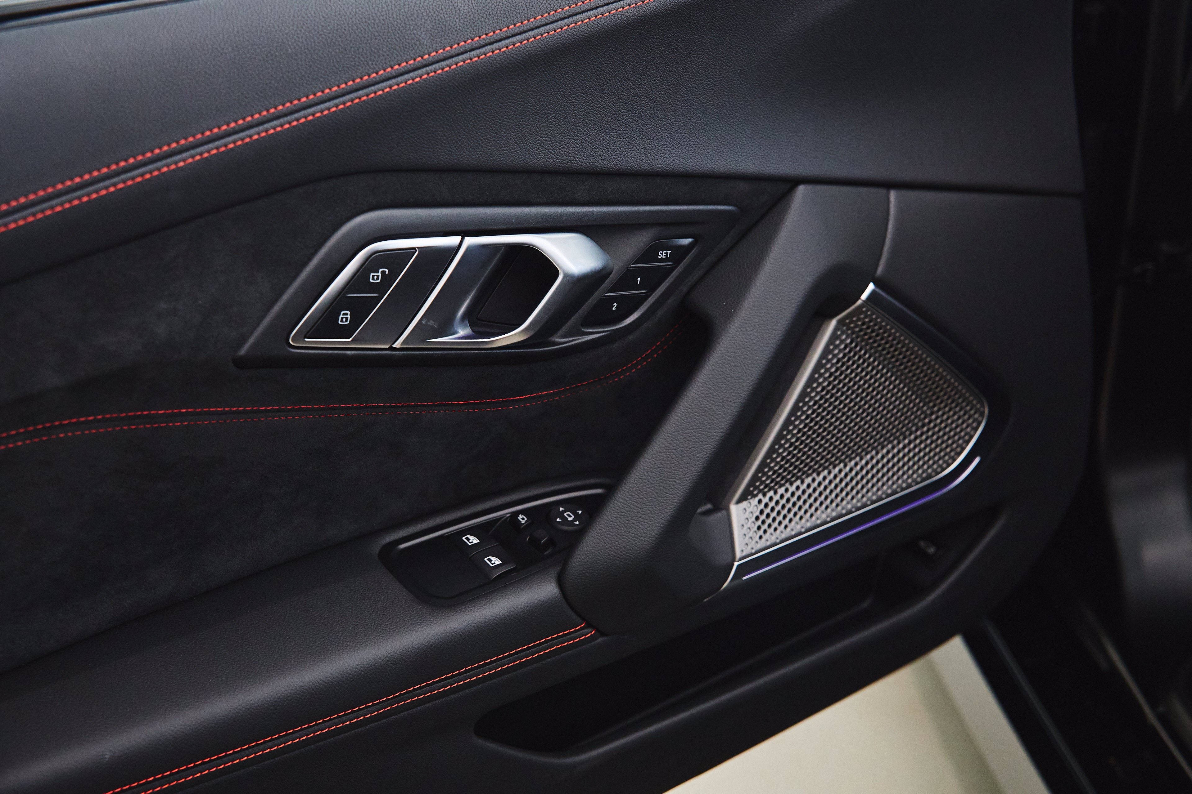 2026 BMW Z4 M40i - Photo 34