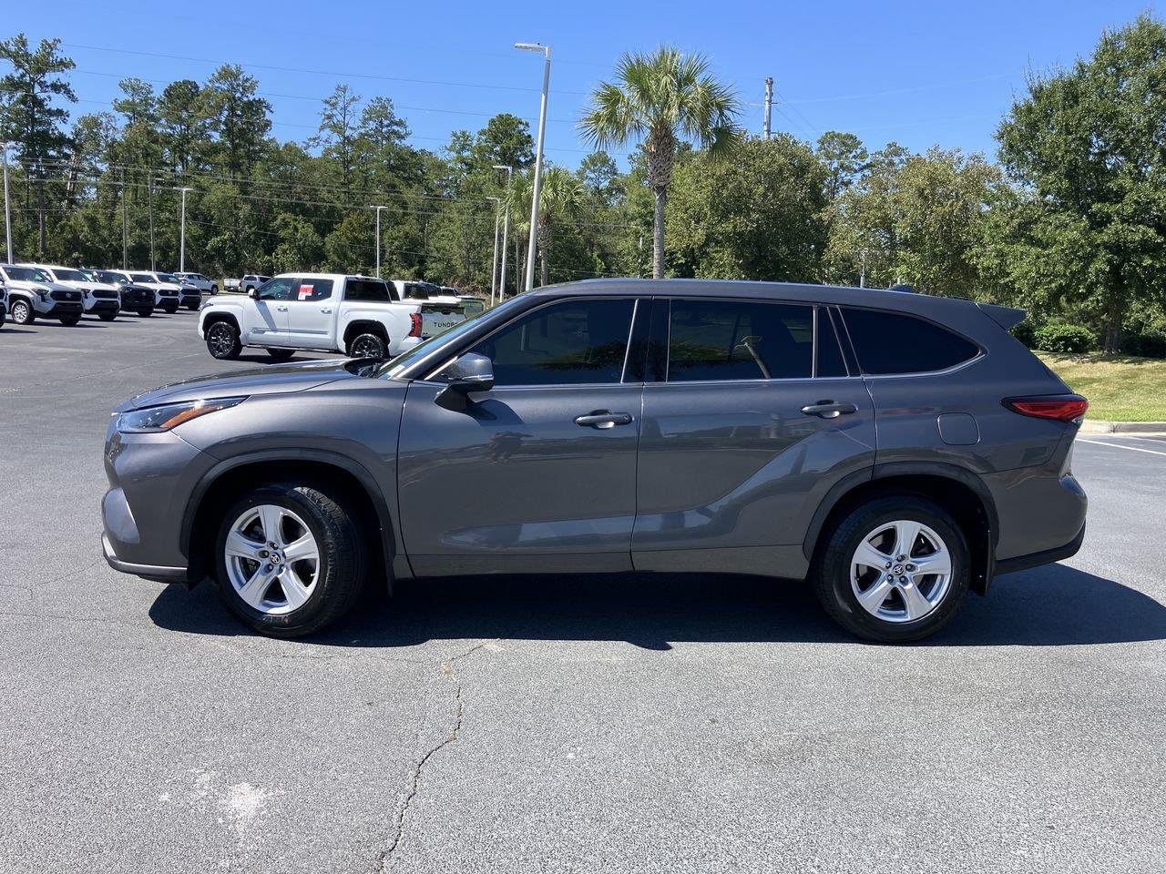 Used 2021 Gray (Magnetic Gray Metallic) Toyota LE AWD image 2