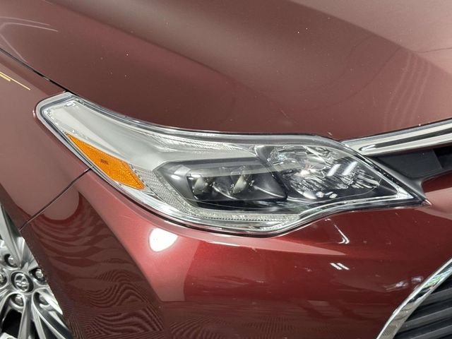 Used 2018 Mica Toyota Limited image 15