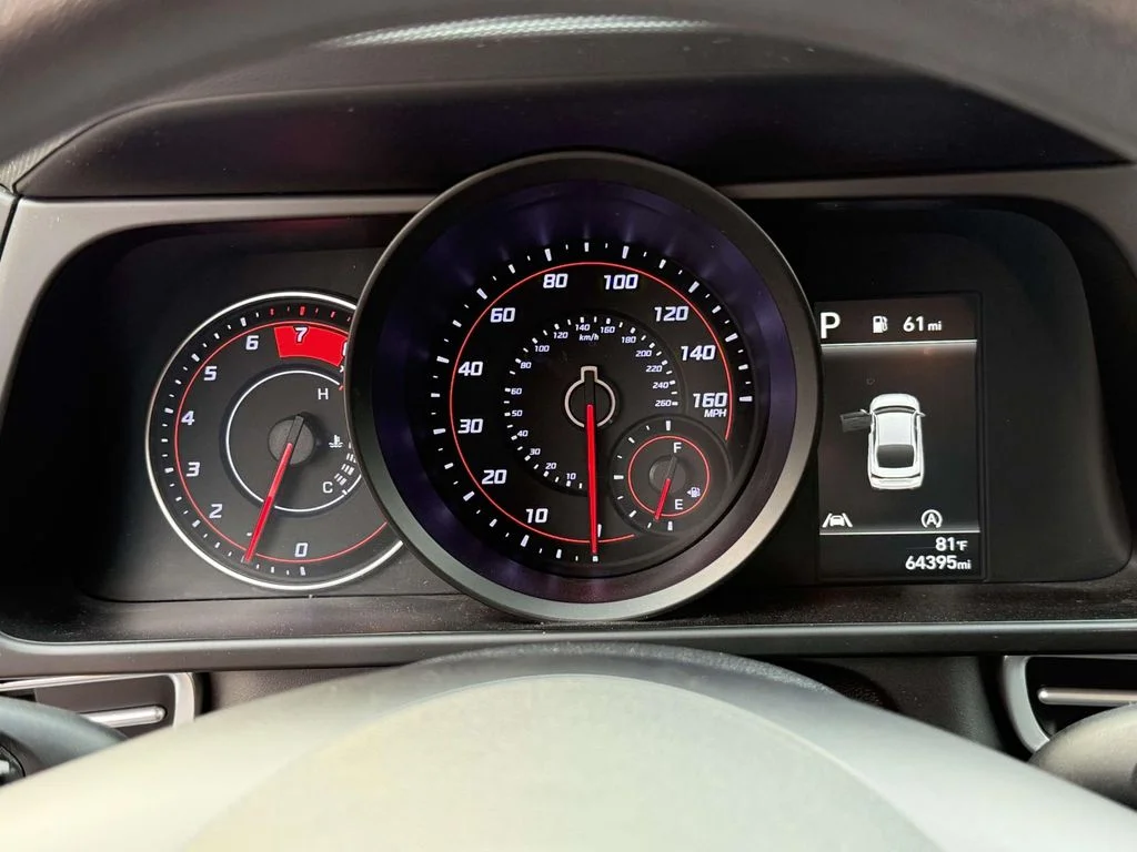 Used 2023  Hyundai SE image 26