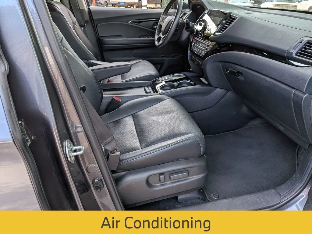 Used 2022 Gray Honda Elite image 32