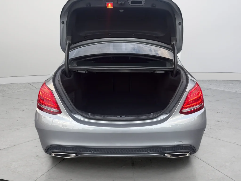 Used 2016 Silver Mercedes-Benz C 300 image 18