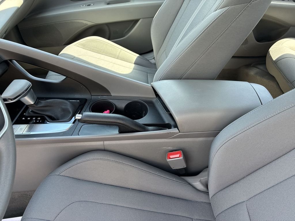 Used 2025 Blue Hyundai SE image 20