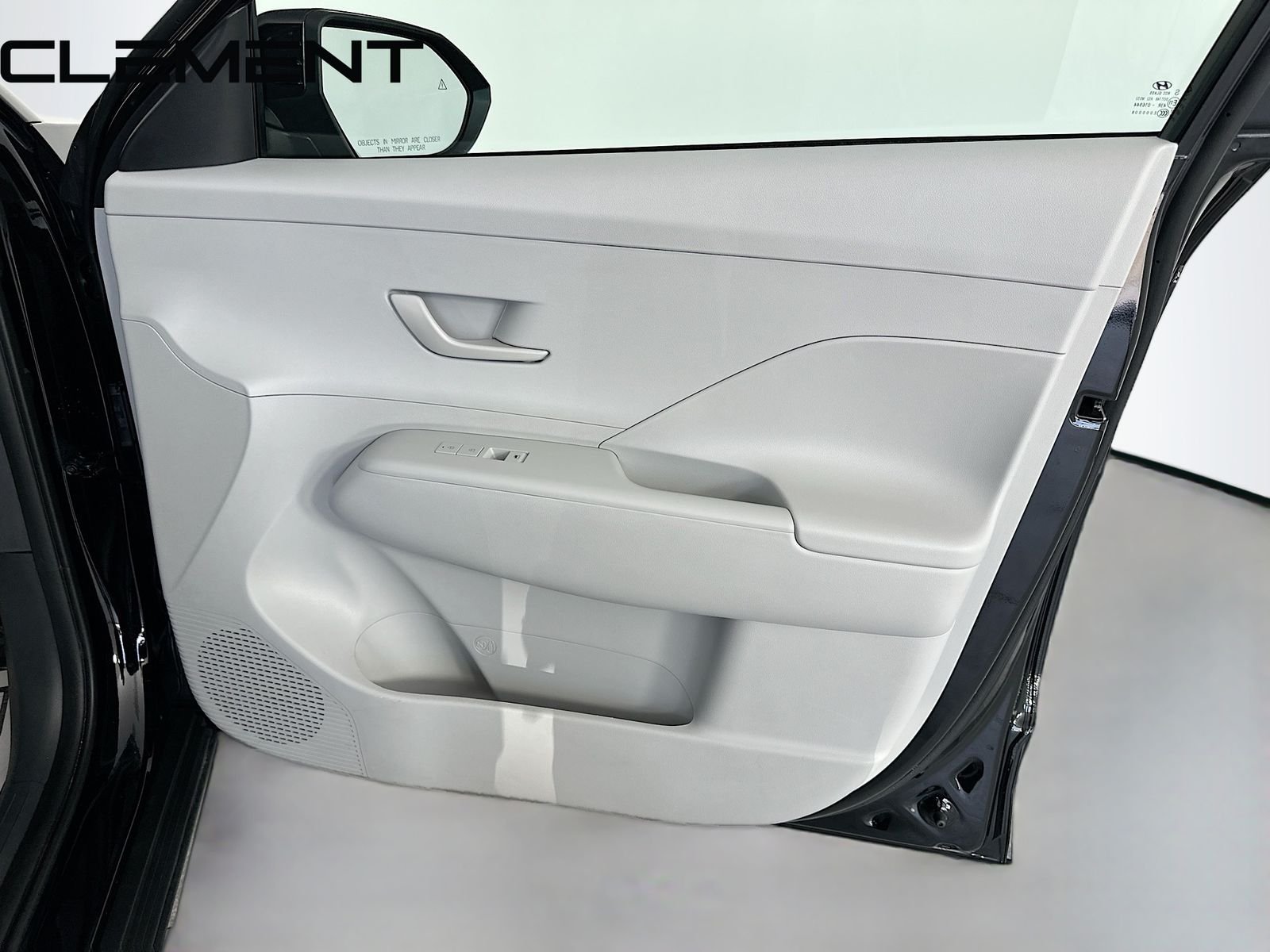 Certified Used 2025 Black Hyundai SEL image 34