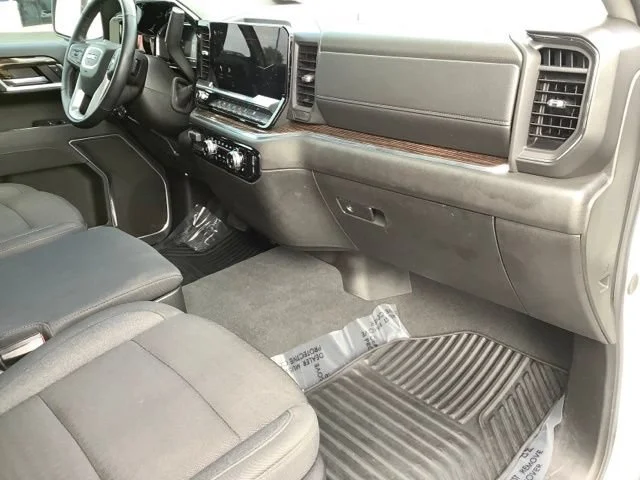 2024 GMC Sierra 1500 SLE - Photo 14