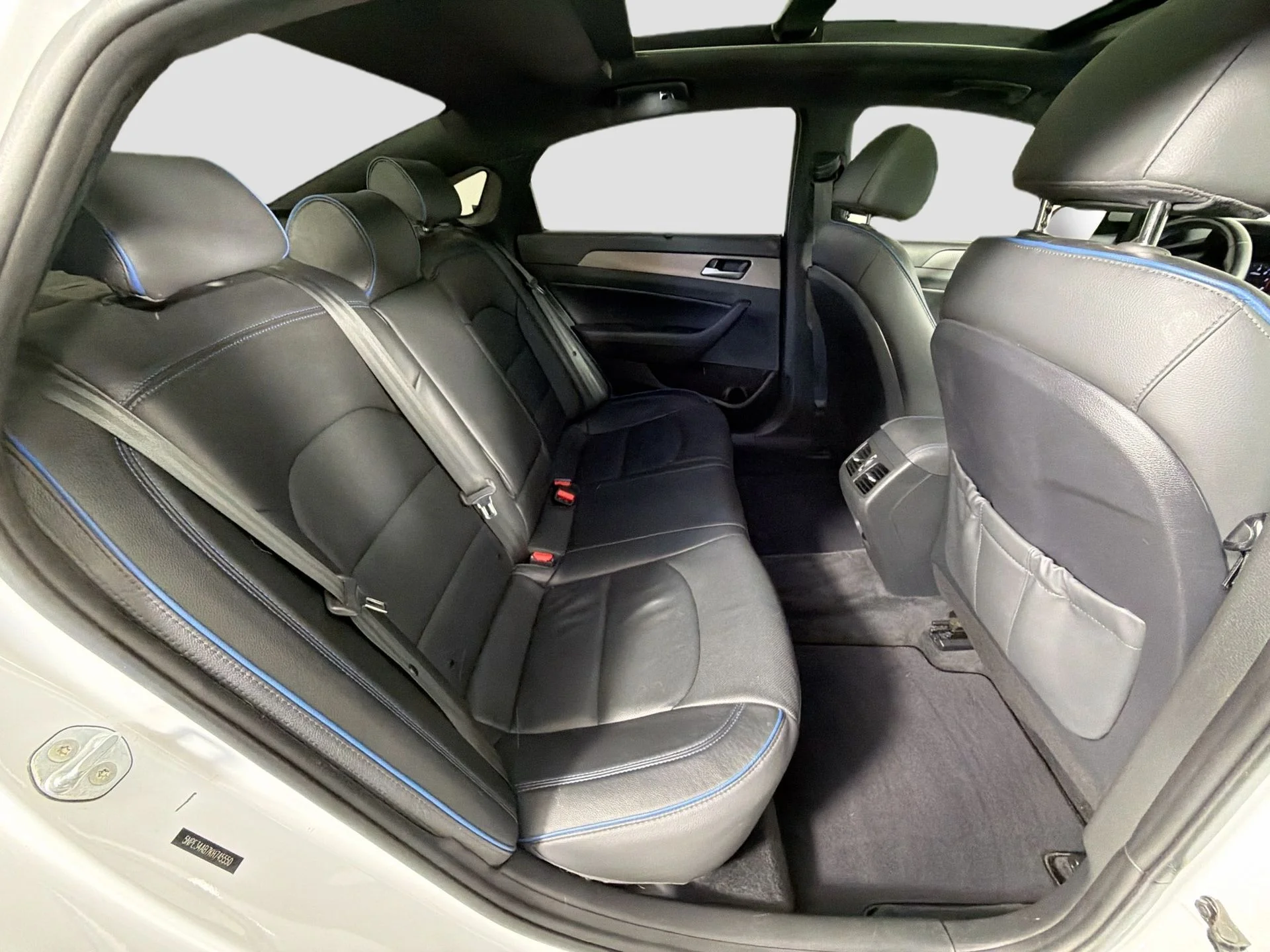 Used 2019 White Hyundai Limited image 29