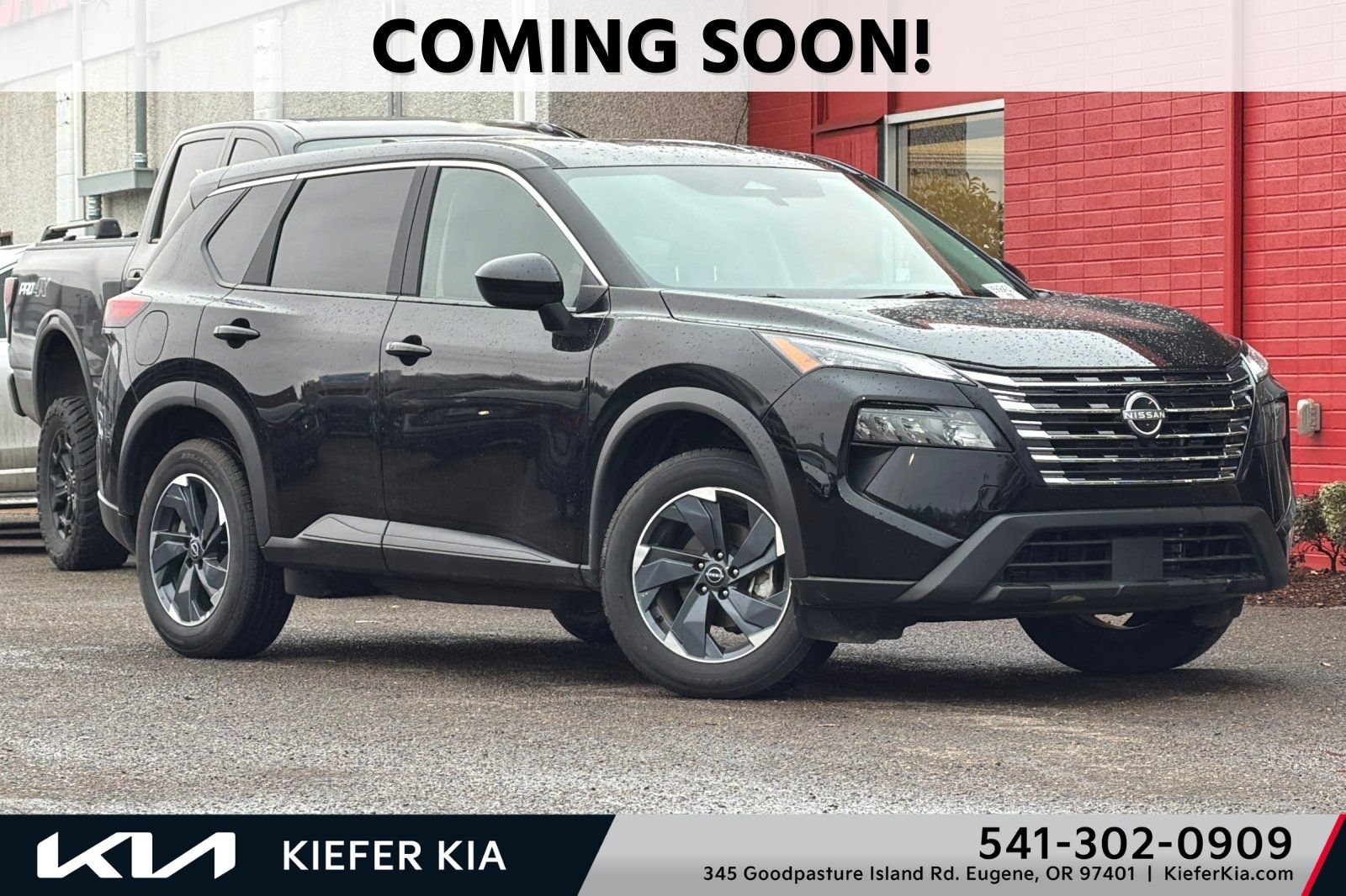 2025 Nissan Rogue SV FWD's photo