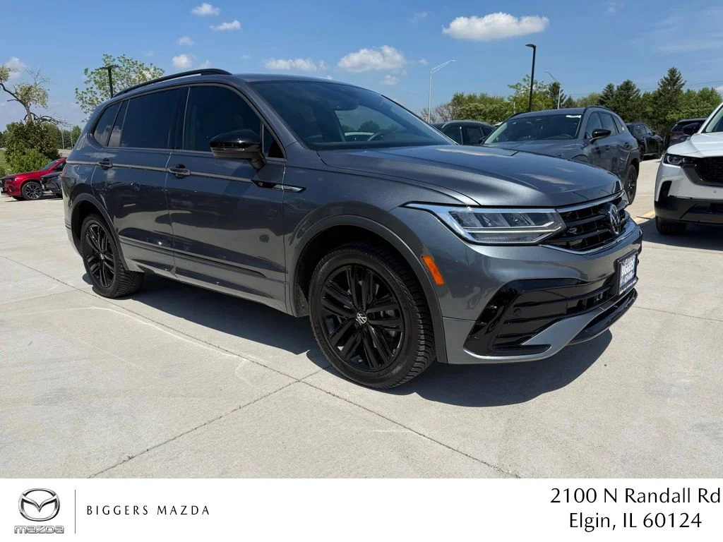 2022 Volkswagen Tiguan 2.0T SE R-Line Black 4Motion's photo