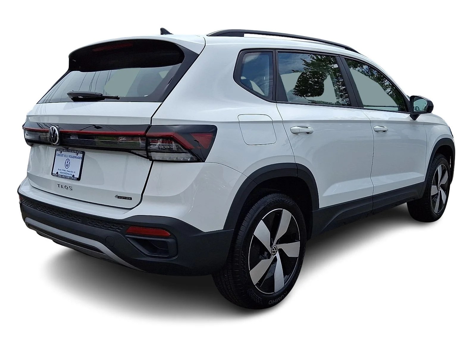 Used 2025 Pure White   0Q0q Volkswagen S image 4