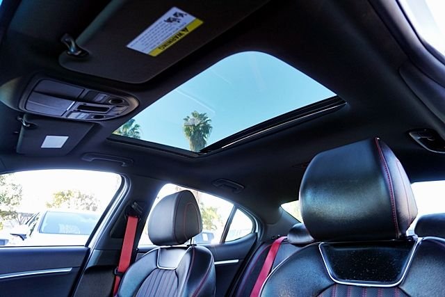 Used 2023 White Genesis 2.0T image 15