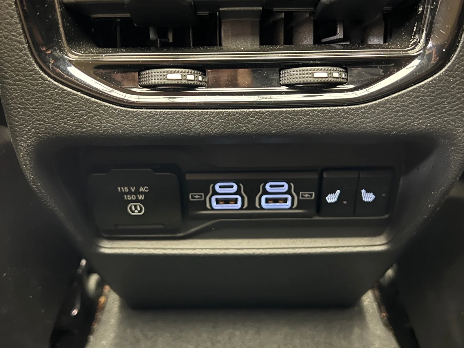 Used 2024 Diamond Black Crystal Pearl Coat (pxj) Jeep 4xe image 22