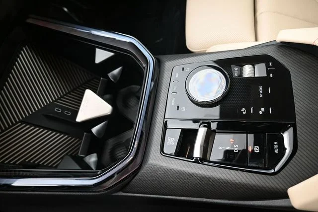 Used 2025 White BMW 30 xDrive image 12