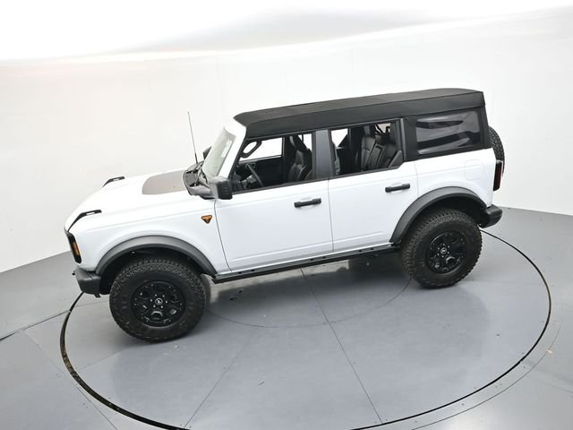 New 2026 Oxford White Ford Badlands® image 41