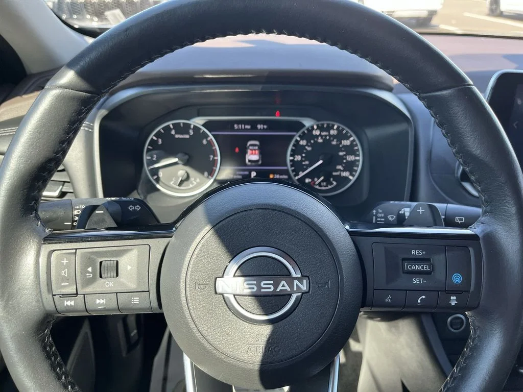 Used 2023 Silver Nissan SV image 14