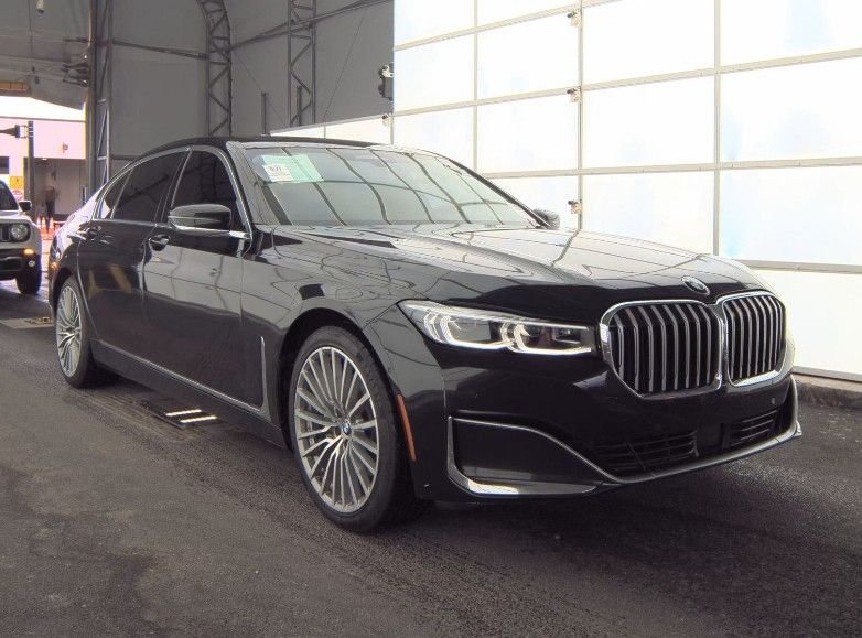 Used 2022 Black BMW 740i image 2