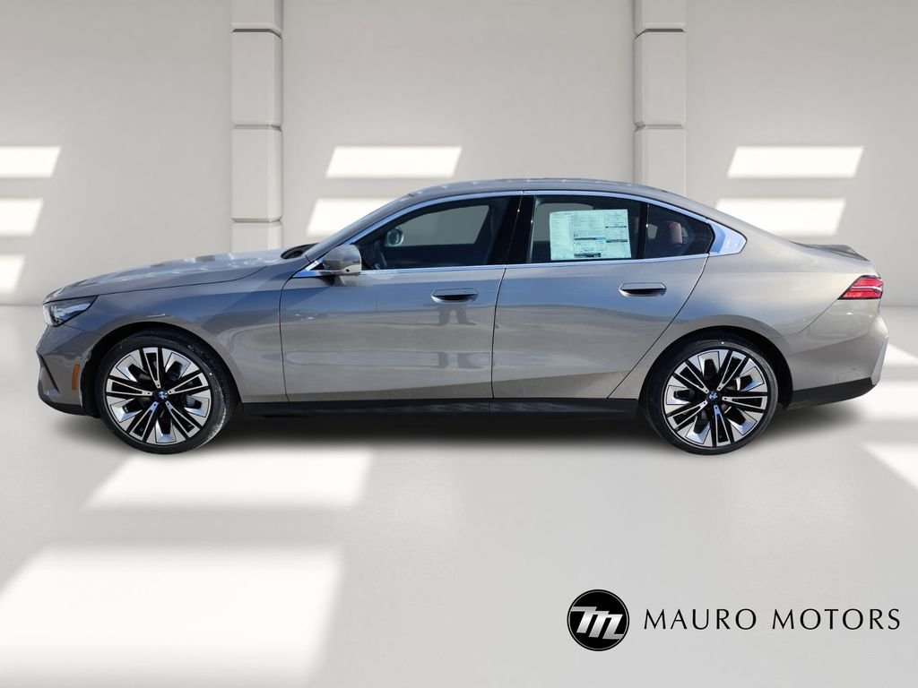 Used 2026 Gray BMW 530i xDrive image 6