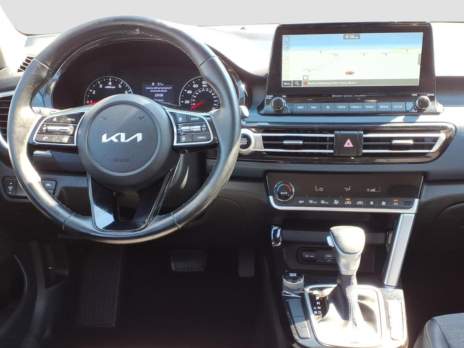 2023 Kia Seltos S - Photo 8