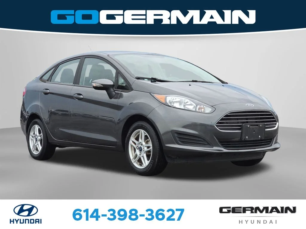 Used 2019 Gray Ford SE image 4