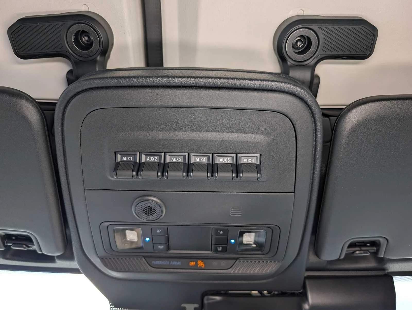 New 2026 Avalanche Gray Ford Badlands® image 29