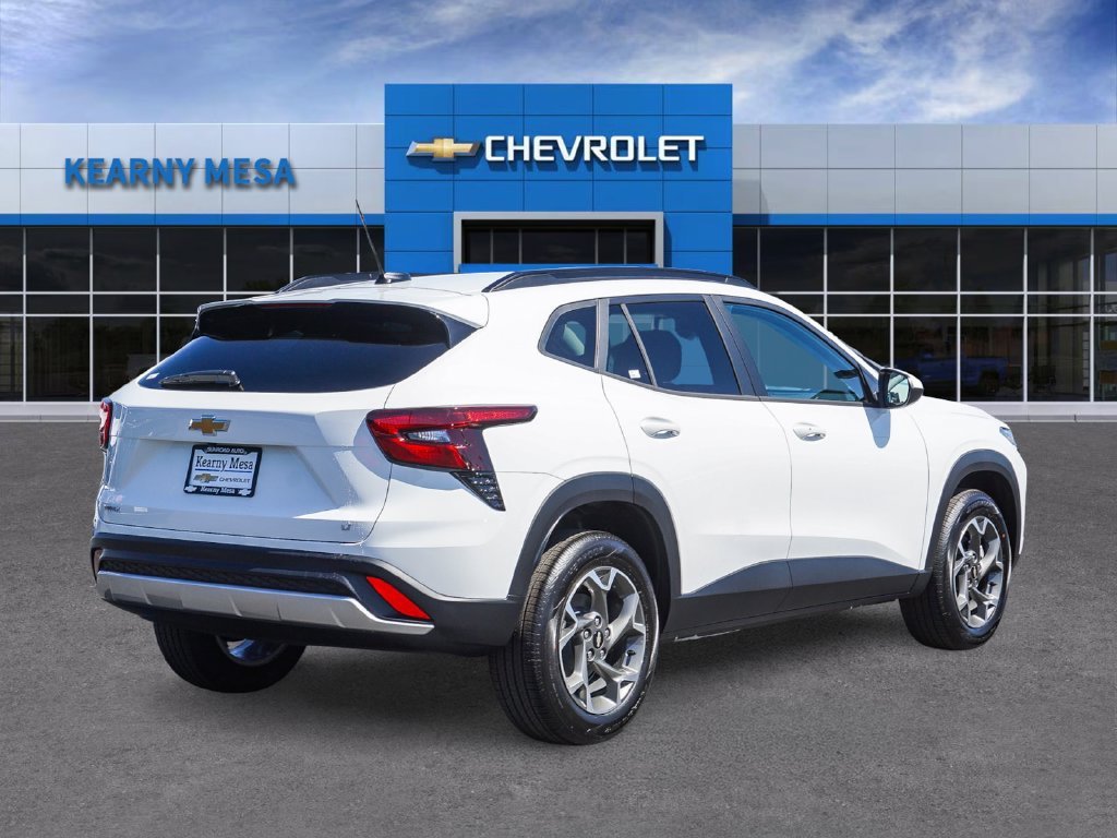 2026 Chevrolet Trax LT - Photo 6