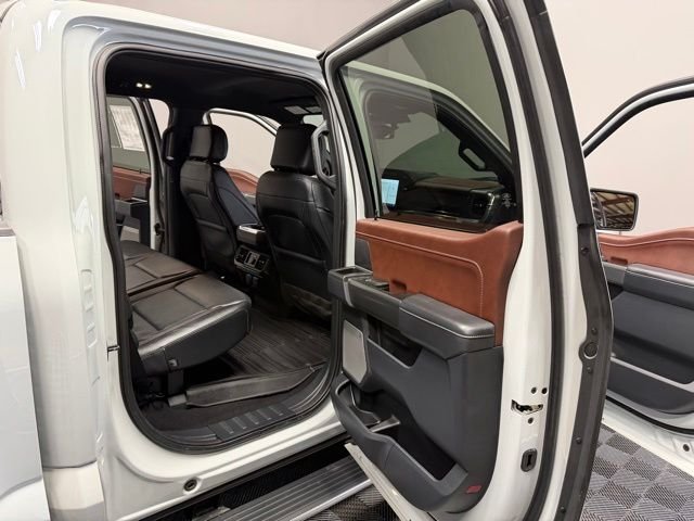 Certified Used 2023 Avalanche Ford Lariat image 26
