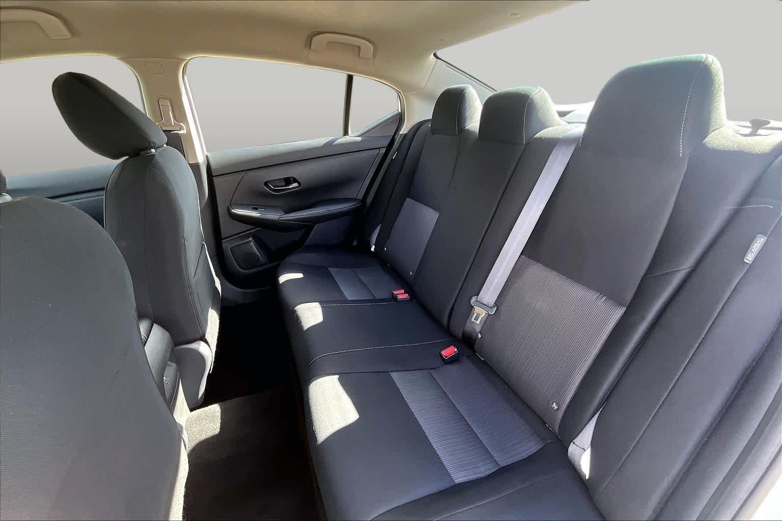 Used 2025 Fresh Powder Nissan SV image 19