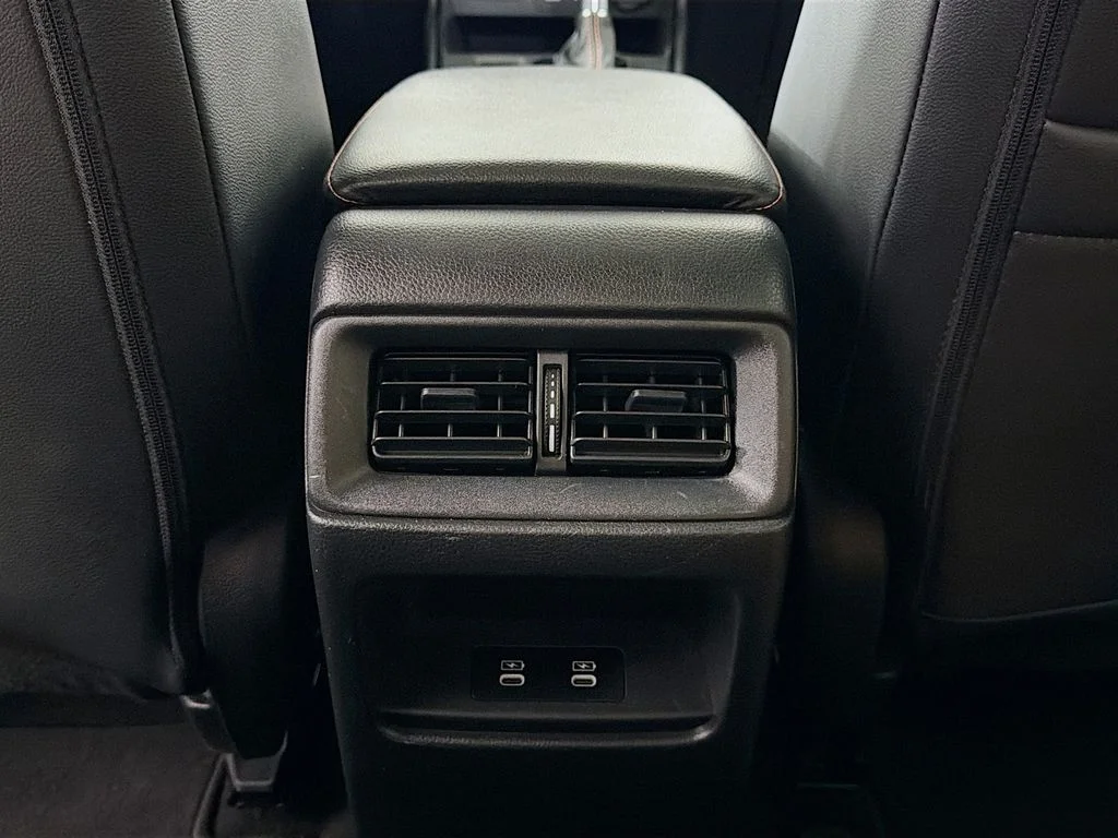 Used 2024  Honda Sport Touring image 22