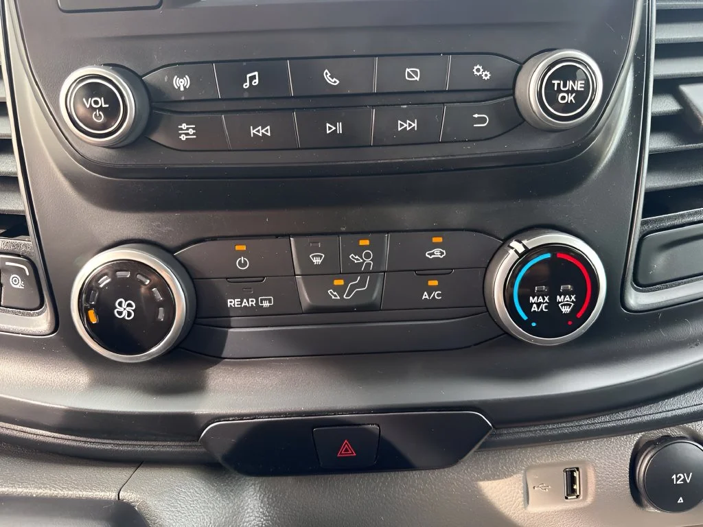 Used 2023 White Ford XL image 17