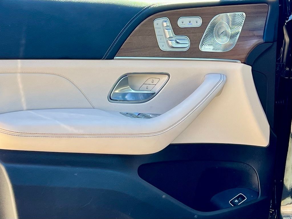 Certified Used 2024  Mercedes-Benz GLE 53 AMG® image 31