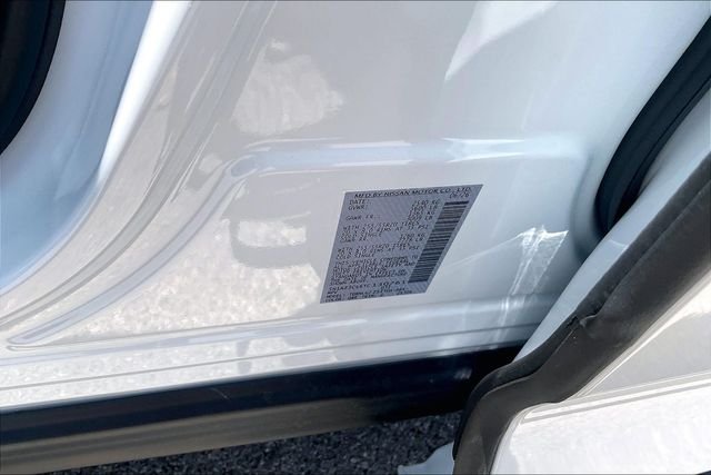 New 2026 Everest White Pearl TriCoat Nissan SL image 13