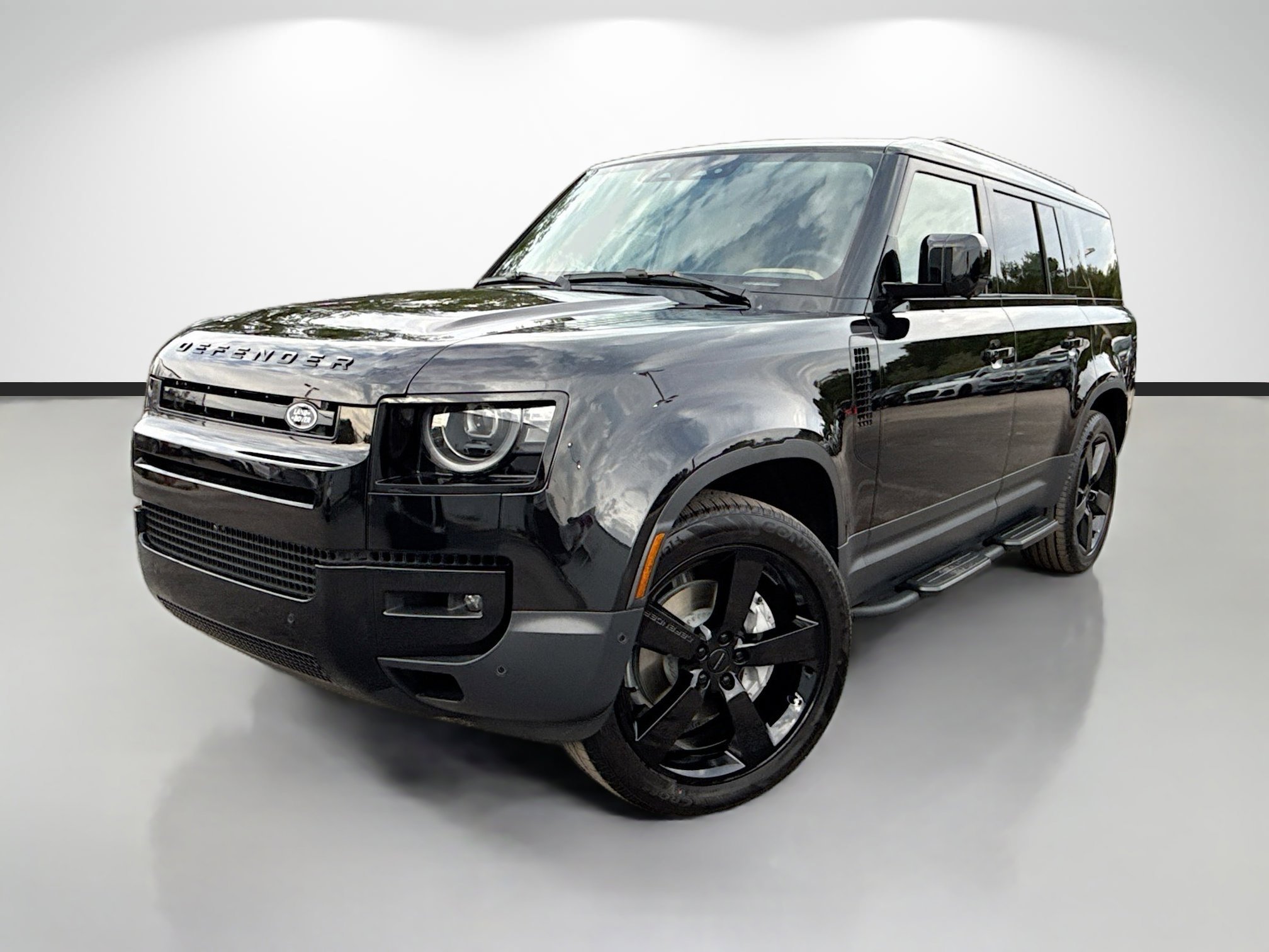 New 2026 Santorini Black Land Rover S image 1
