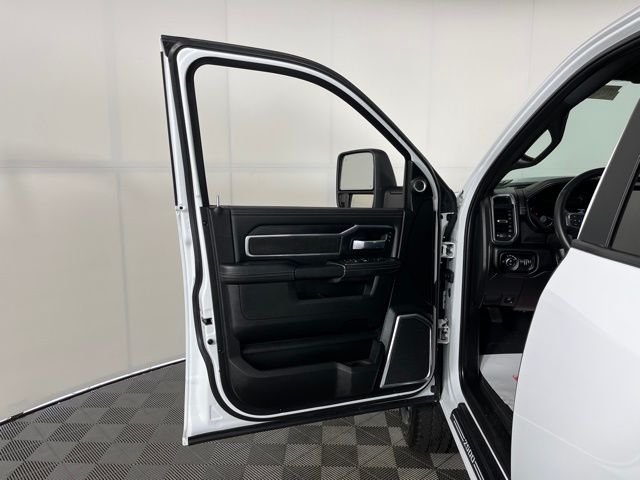 Used 2024 White Ram Laramie image 15