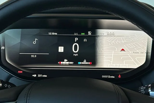 New 2026 Borasco Grey Land Rover SE image 23